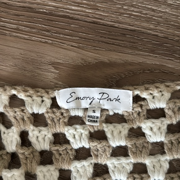 Emery Park Crochet Cropped Sweater Cardigan - Picture 5 of 7